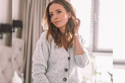 Anna Wendzikowska w kultowym kardiganie w sam raz na home office. To model z wyprzedaży!