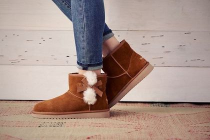 Koolaburra by UGG wyprzedaje zimowe buty za grosze. Te popularne śniegowce kupisz o połowę taniej