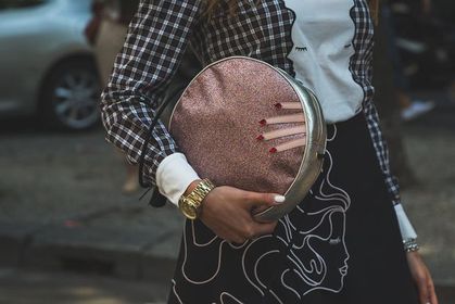 Wyprzedaż Zara - torebki na jesień z rabatem do -45%! Praktyczne modele inspirowane trendami z wybiegów