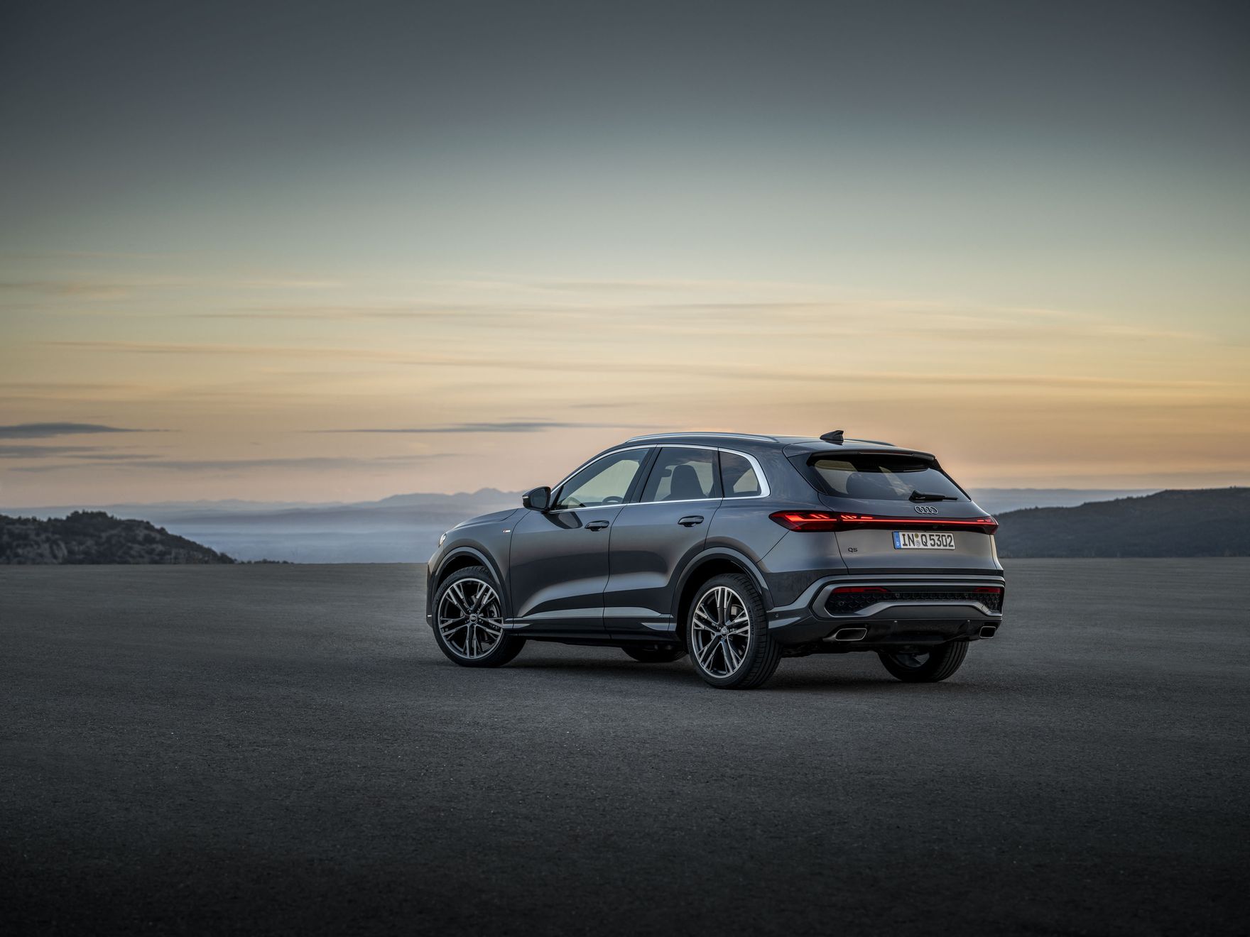 Audi Q3 i Audi Q5 dla biznesu. Dwa SUV-y, które odpowiadają na różne potrzeby firm!
