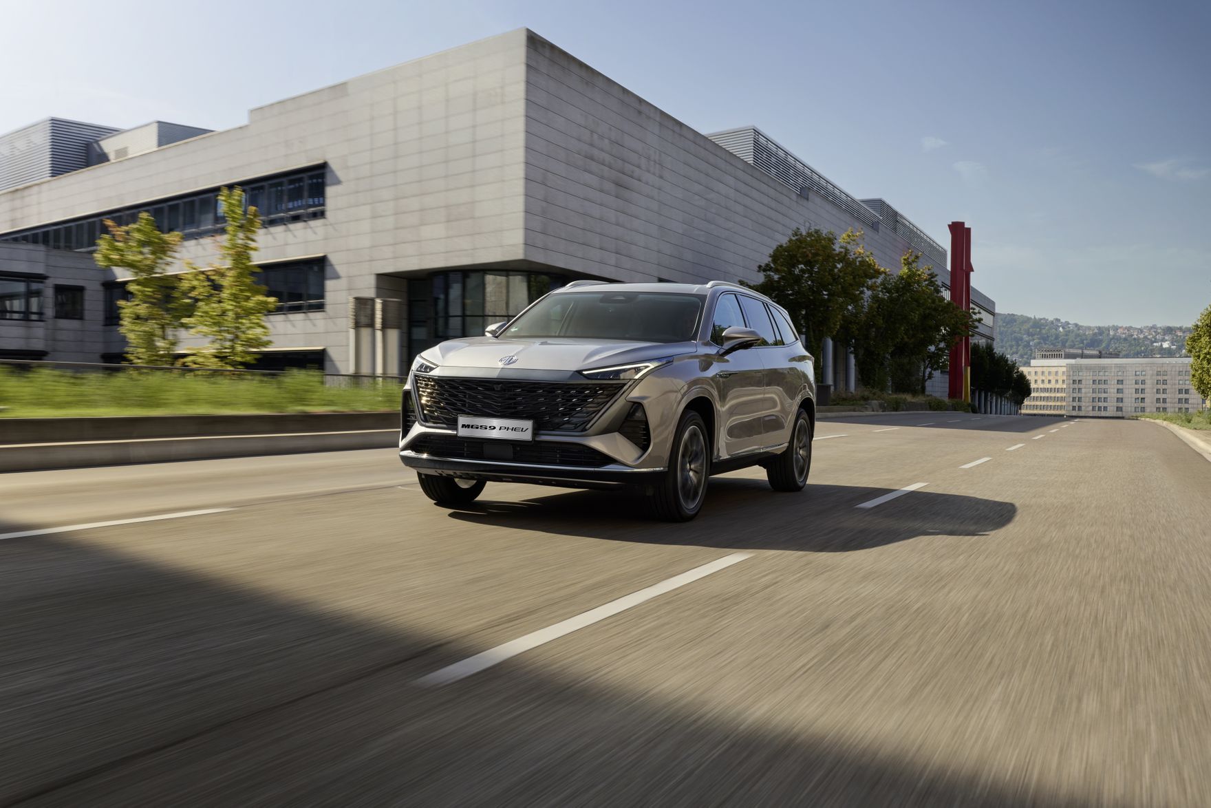 Nowy MGS9. Ten 7-osobowy SUV stawia na przestrzeń i komfort!
