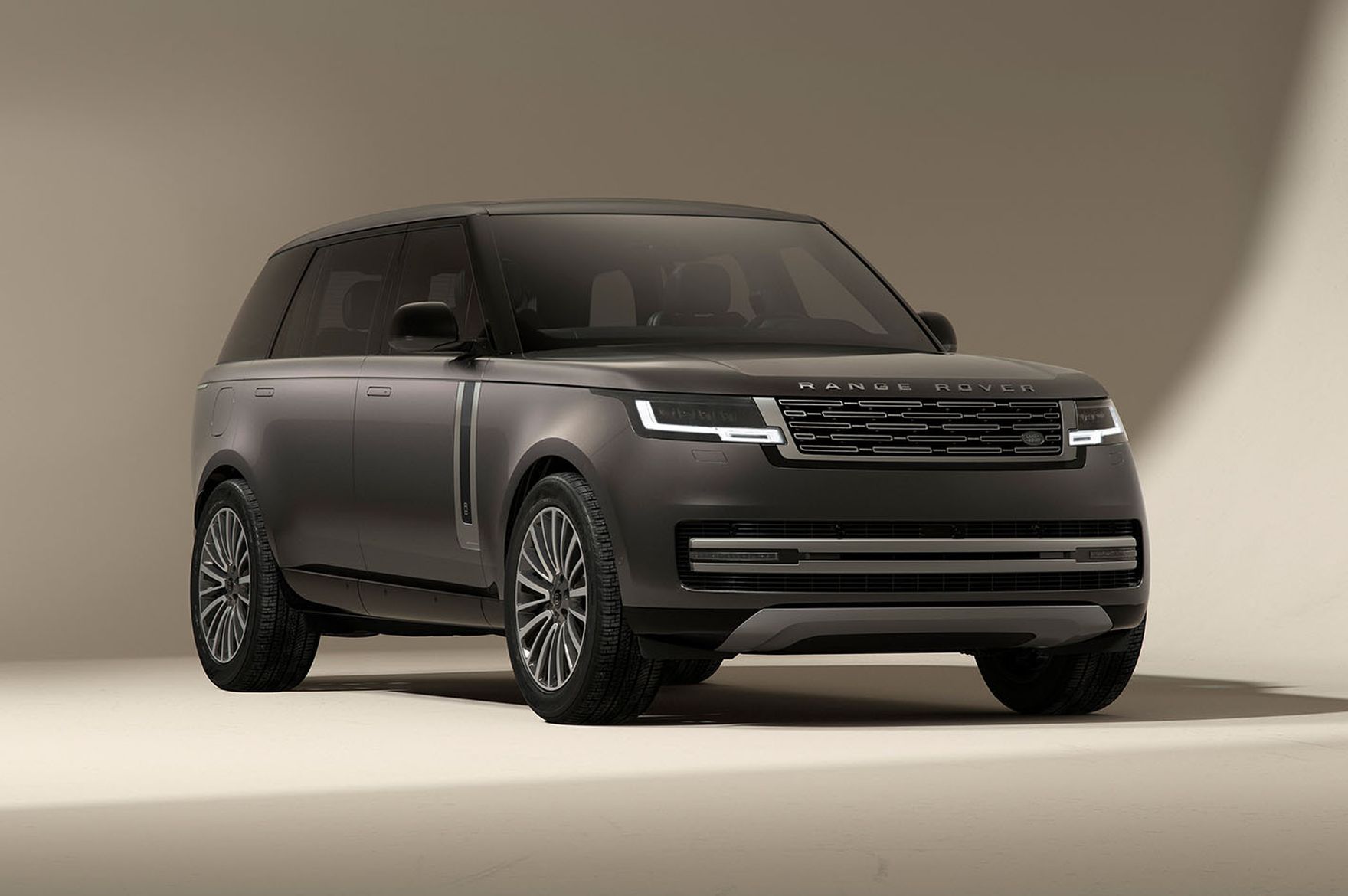 Range Rover bliżej, niż sądziłeś. Luksusowy SUV z genialną ratą!