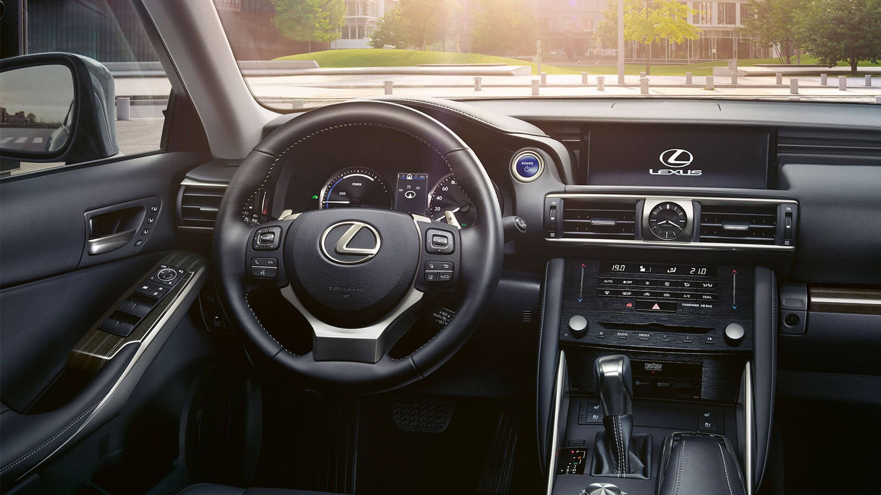 Lexus w dobrej cenie. Oferta jest wyjątkowo kusząca - dokładnie ją sprawdziliśmy 