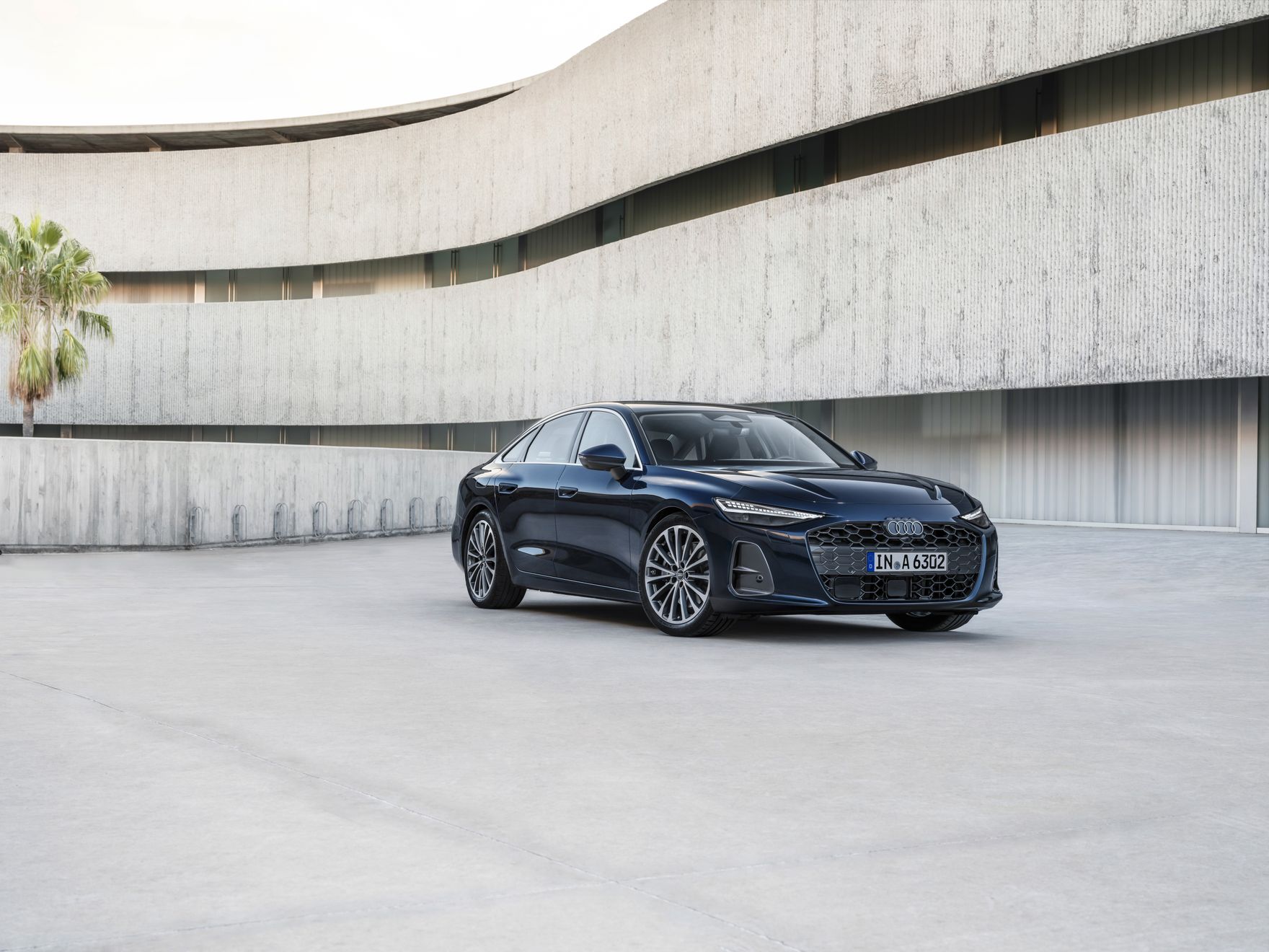 Audi pokazuje, jak powinna wyglądać prawdziwa limuzyna. Ten model zachwyca w każdym calu