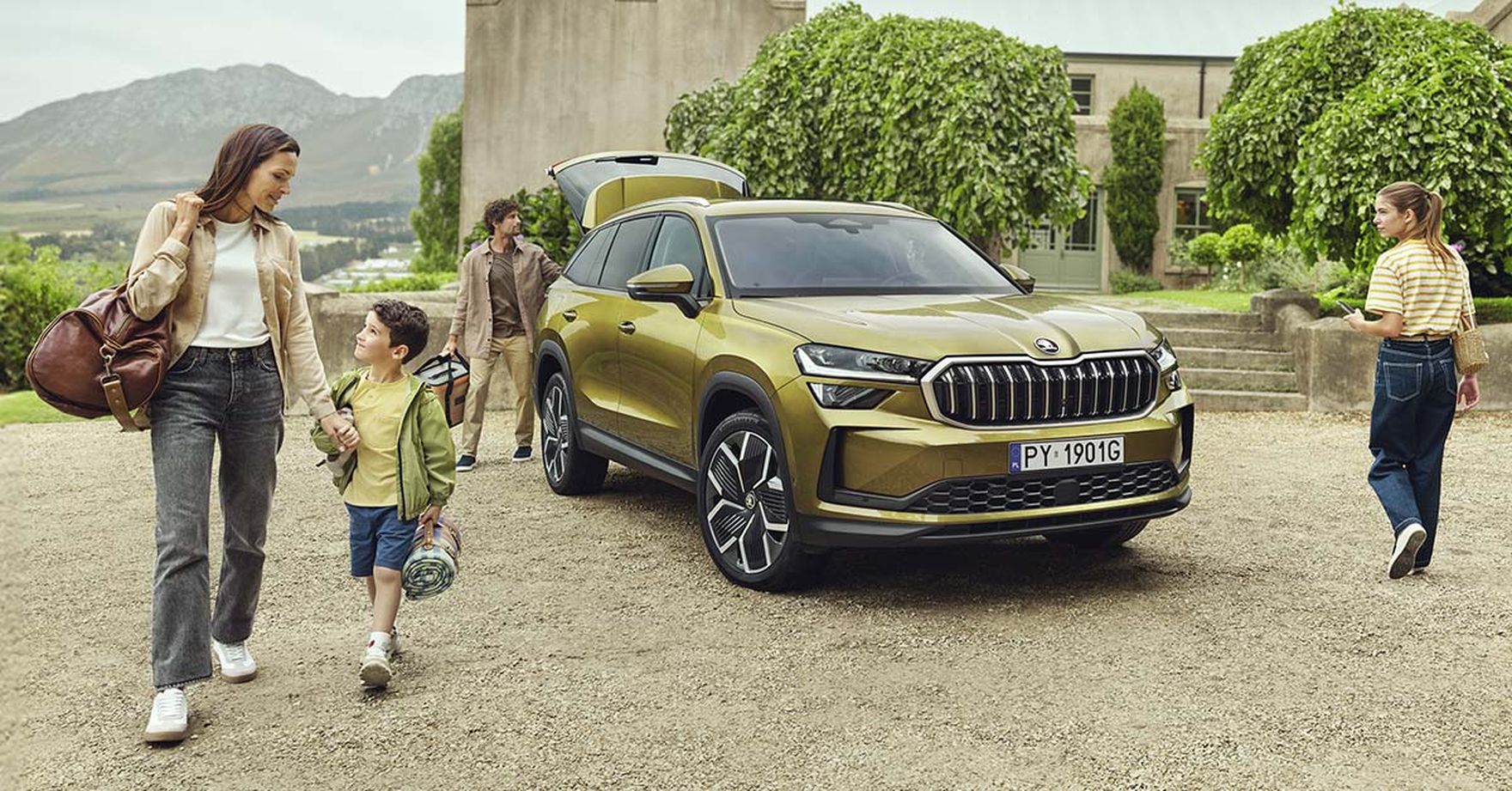 Ten SUV to spełnienie marzeń rodzin. Ma 7 miejsc, ogromny bagażnik i jest gotowy na wszystko!