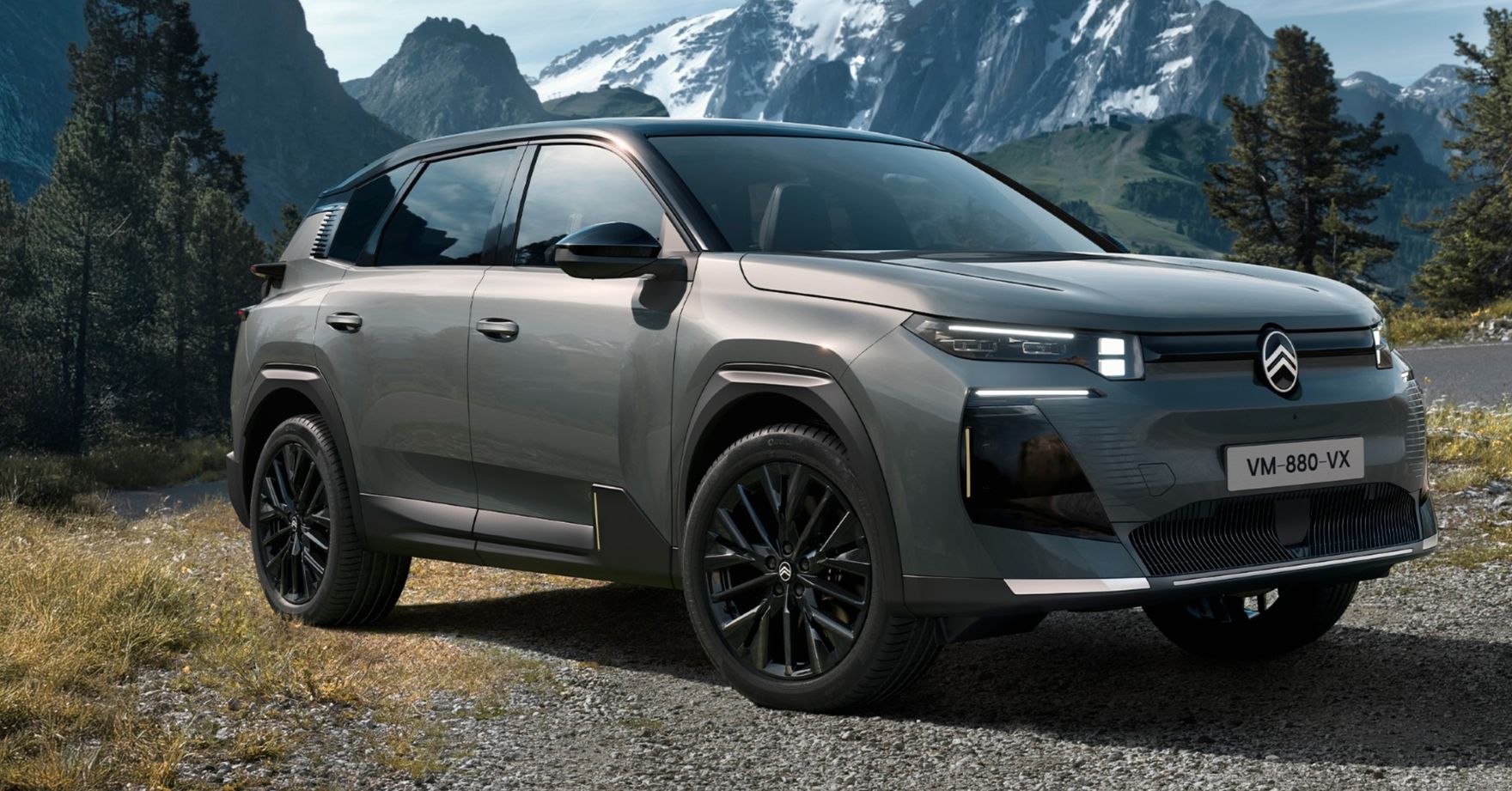 Nowość z Francji wjechała na polskie ulice! Jest najbardziej zaawansowany technologicznie w całej gamie