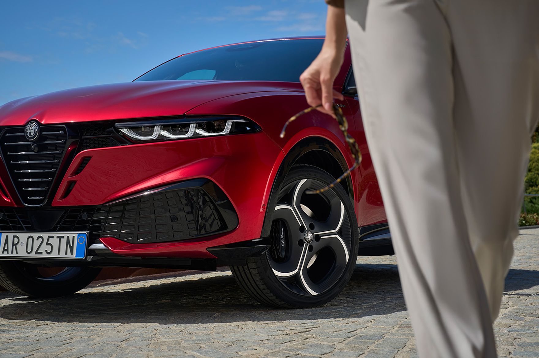 Znika na pniu i zdobywa nagrody! Tę włoską perełkę musisz znać. A oferta? WOW!