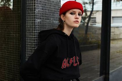 Wśród modnych nakryć głowy na szczególną uwagę zasługują czapki House. Te modele są wyjątkowo piękne!