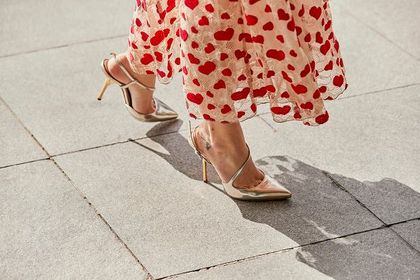 Buty na obcasie cieszą się dużą popularnością wśród kobiet! Te modele kupisz dużo taniej!