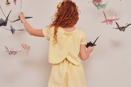 Modne sukienki dziecięce na wiosnę. Są piękne i urocze! Zobacz modele, które pokocha każda dziewczynka!