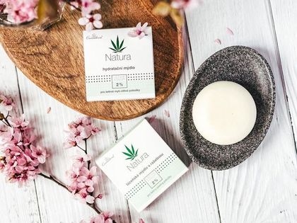 Kosmetyki z dodatkiem tej rośliny mają niezwykłe działanie. To prawdziwe antidotum dla skóry trądzikowej i nie tylko!