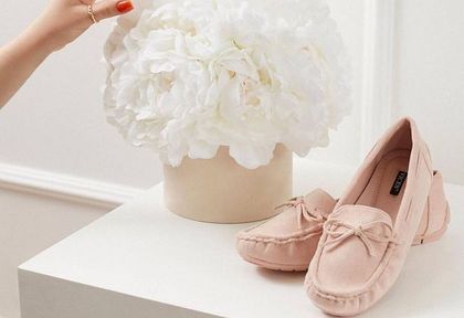 Dziewczęce buty na lato, w których przechodzisz cały dzień? Ten model mokasynów szybko się wyprzedaje